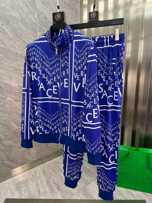 Picture of Versace SweatSuits _SKUVersaceM-XXLljpn6530356
